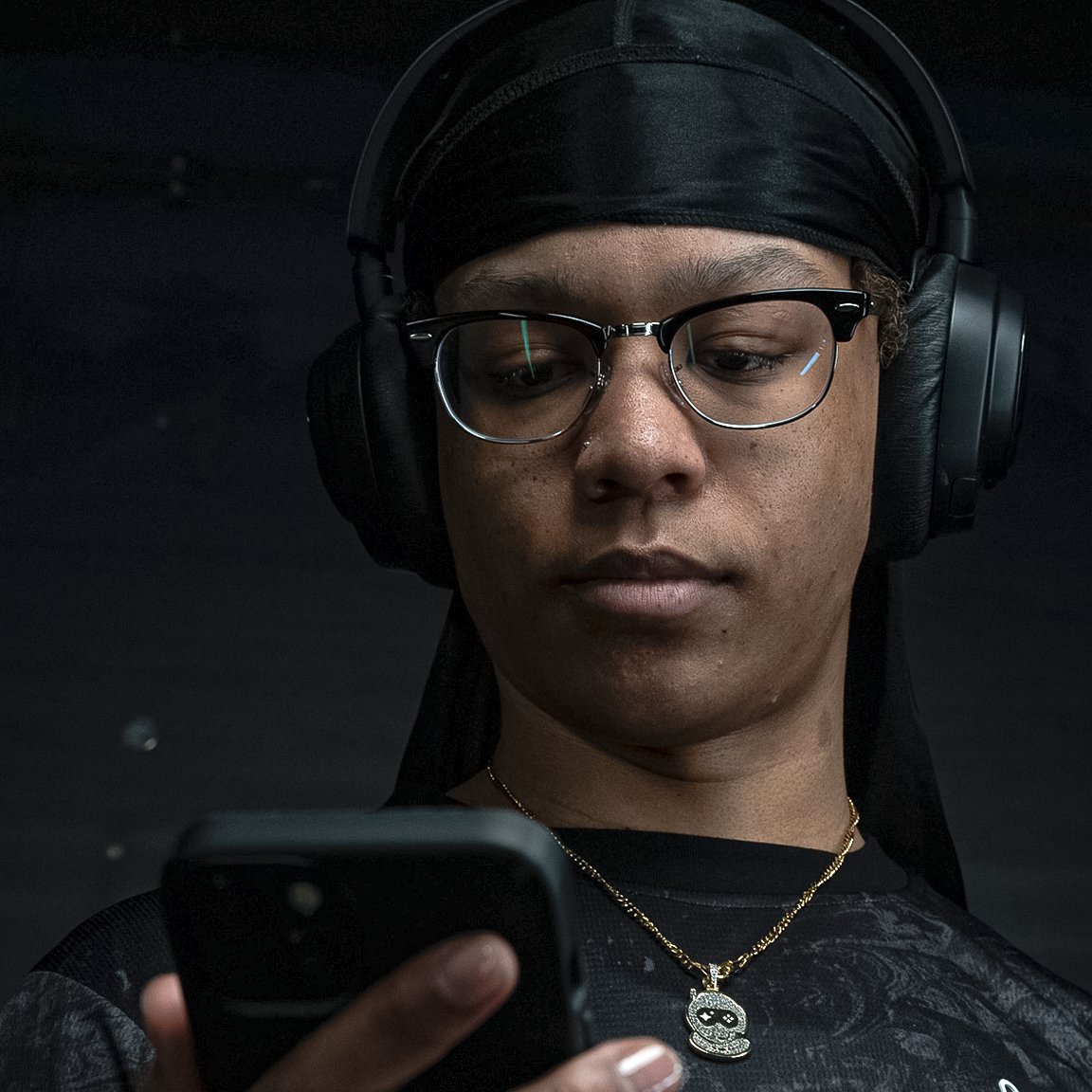 <a href="/RL_Status/">Rocket League Status</a> <a href="/RocketLeague/">Rocket League</a> why tho...