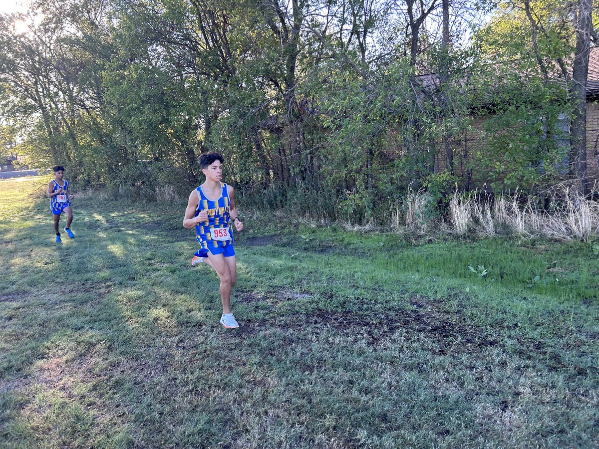 SHSRaiderXC's tweet image. Regional Qualifiers!! Congrats to Tyrus Cowan for finishing 1st &amp;amp; Dev Kumar for finished 3rd in the District 14-4A XC meet. Grady Wyse Liam Aragon Dom David Christian Henderson &amp;amp; Skyler Campos all ran a good race to secure 2nd place. 
@SunnyvaleISD @SVRaiderBooster @Sunnyvale_HS