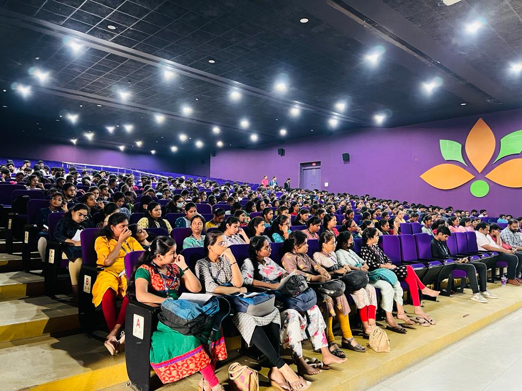 CmrtcCse's tweet photo. A session on “Building AI for India”, for BTech CSE Students by Y Kiran Chandra, founding chairman of Swecha and founding General Secretary of the Free Software Movement of India organized by Department of CSE and, CMR Technical Campus.
#cmrtc #acse #ai #cse https://t.co/hLW6L7Br4c