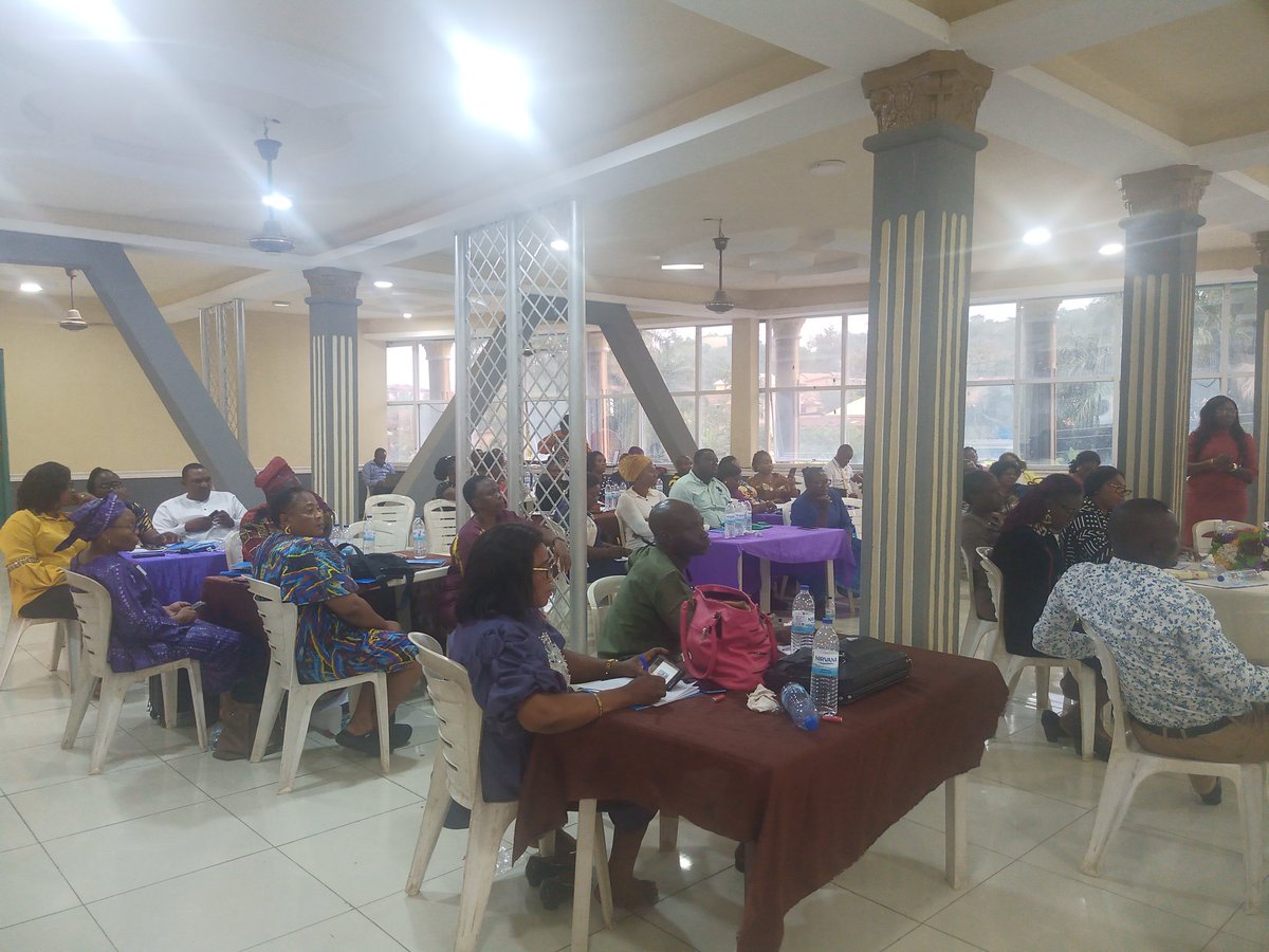 Info Agent tweet media