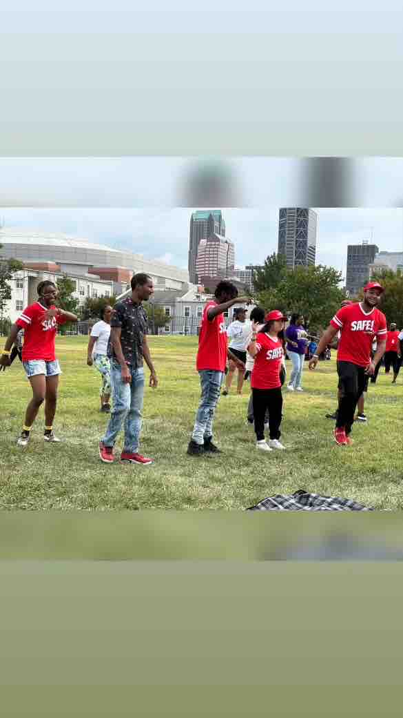 storystitchers's tweet image. Let’s end the year off strong 💪🏿!

#DjUp #SafeTeam #3stepsback #performance #moments #youth #artist #storystitchers