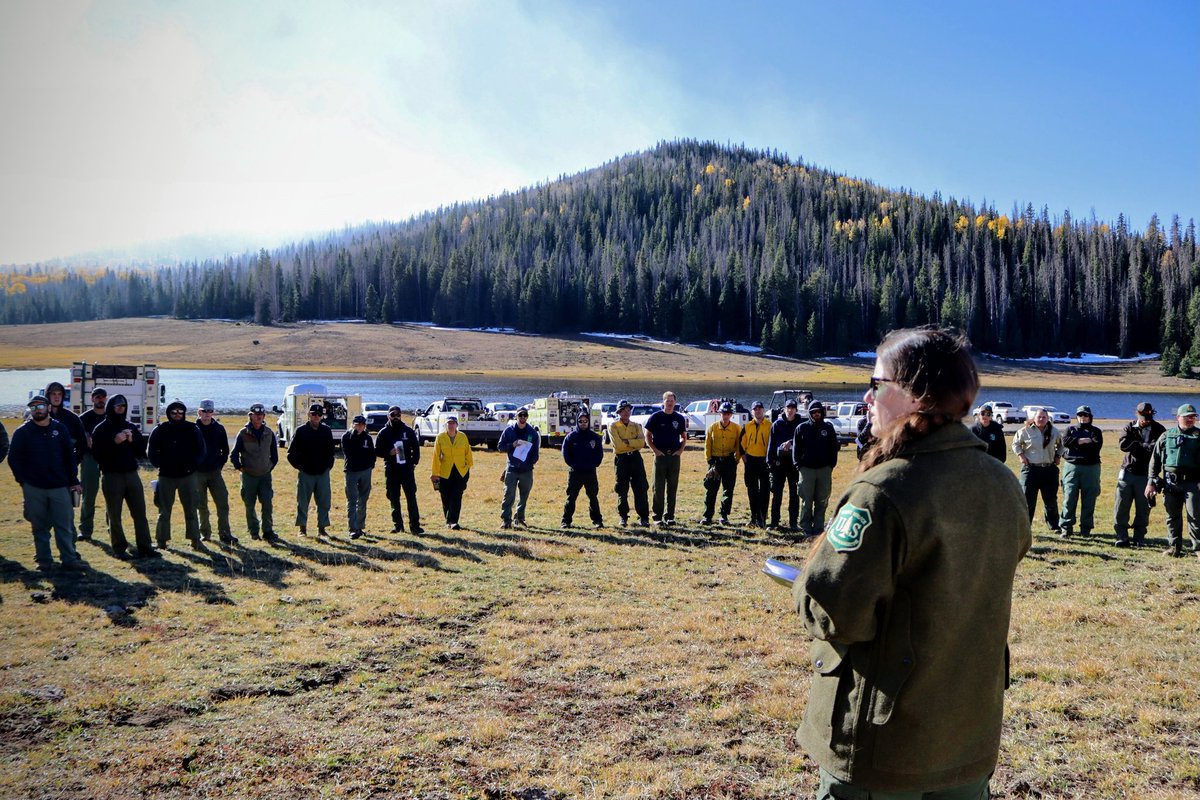 FishlakeNF's tweet photo. #MonroeMountainAspenEcosystemsImprovementProject AM Update for 10/10/23

We still have snow up here at the #SouthMonroeRXFire. A little snow helps reduce the risk of fire spread but too much makes it difficult to effectively burn to meet objectives. https://t.co/03jqcbBHwH