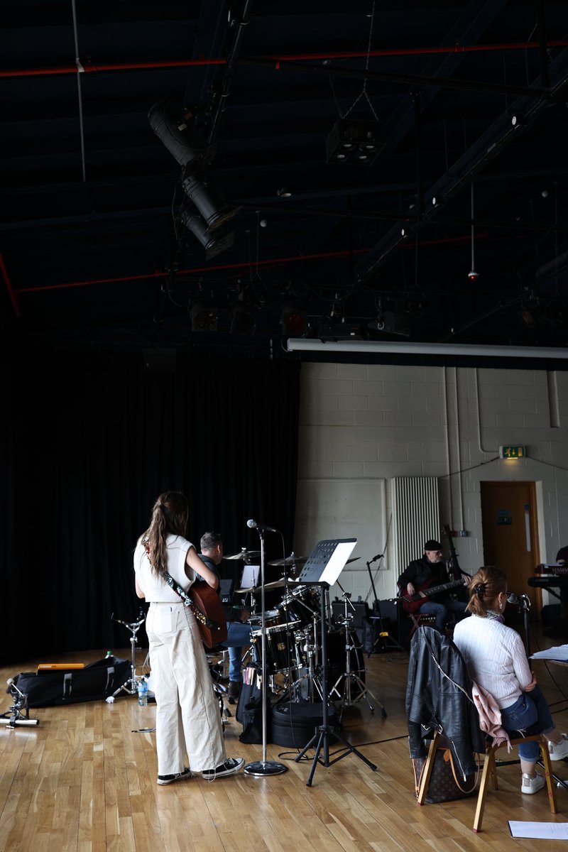 imcathmcgrath's tweet photo. Rehearsal snaps 📸 https://t.co/QGXkKMcrtt