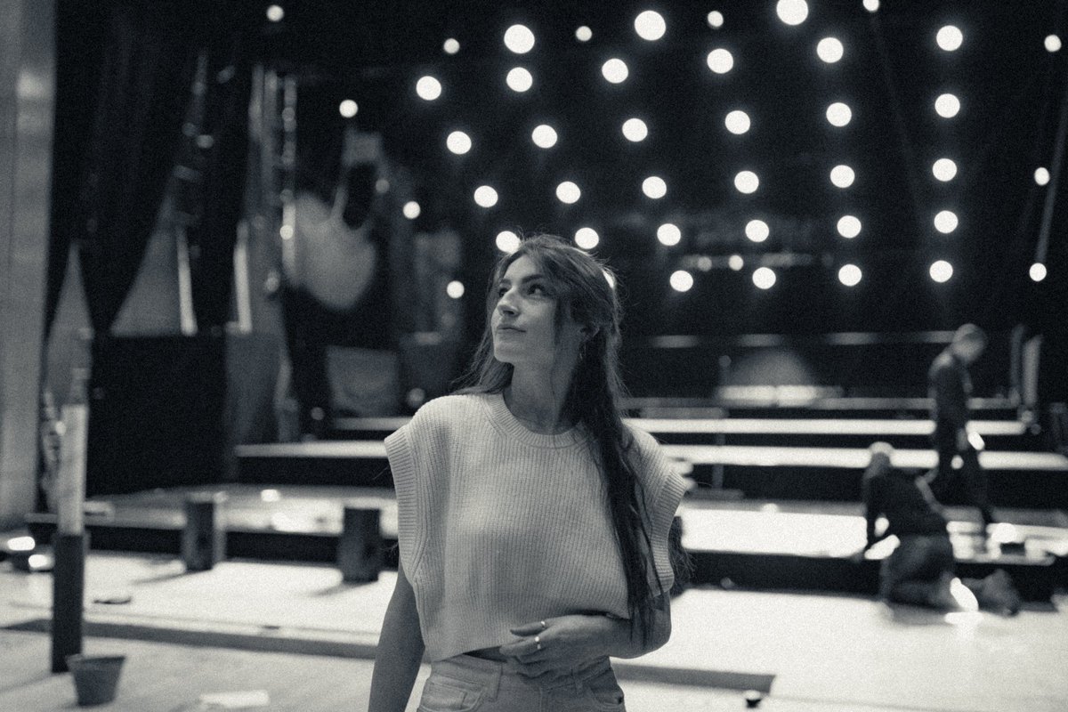 imcathmcgrath's tweet photo. Rehearsal snaps 📸 https://t.co/QGXkKMcrtt