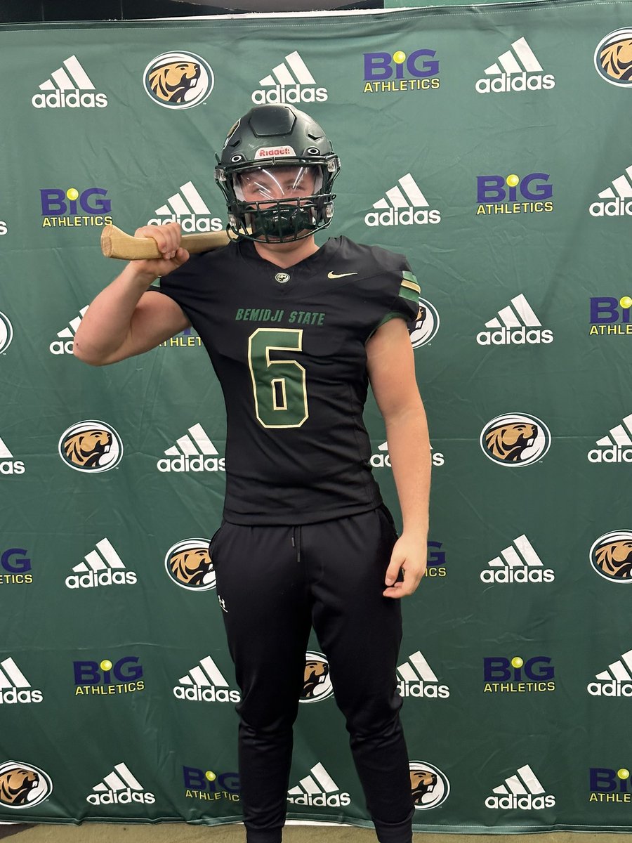 Owen Renaud (@owenrenaud41) on Twitter photo I had an awesome time this weekend on the <a href="/BSUBeaversFB/">Bemidji State Football</a> OV. Thank you @Coach_Ney <a href="/CoachCareyDL/">Darius L Carey Jr.</a> <a href="/CoachFord_DC/">Joe Ford</a> <a href="/CoachBolte/">Brent Bolte</a> for a great weekend! I had an awesome time this weekend on the <a href="/BSUBeaversFB/">Bemidji State Football</a> OV. Thank you @Coach_Ney <a href="/CoachCareyDL/">Darius L Carey Jr.</a> <a href="/CoachFord_DC/">Joe Ford</a> <a href="/CoachBolte/">Brent Bolte</a> for a great weekend!