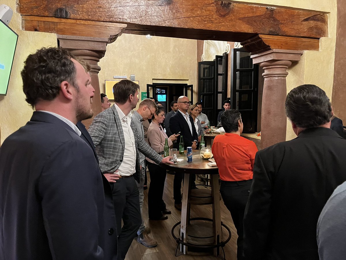 AgriMexico's tweet photo. Yesterday within the framework of our visit to #Queretaro we organized an Networking Cocktail to greet the 🇳🇱 Companies &amp; 🇲🇽 stakeholders in the city. 

#NLinMX https://t.co/CQGUVHHIrd