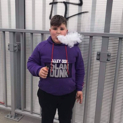 kkonrado_'s tweet photo. nowa grzala dzisiaj takie chmury napierdala jak talala #vape #vapelife #pandoragate #vapeforlife https://t.co/PoLKGAy8m8