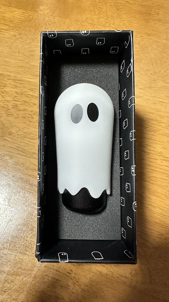 LukiA_LICE's tweet photo. 可愛すぎる🤩
箱まで可愛い🤤

#LIKEWISE 
#GHOSTGHOST 
#GR86 
#BRZ 
#シフトノブ 
#内装カスタマイズ https://t.co/AVcNrBbxAI