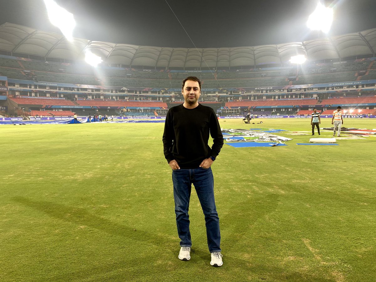 MazherArshad's tweet photo. After the stats-fest in Hyderabad. What a game to cover - the highest ever chase in the World Cup history. https://t.co/4IbZfgbfUX