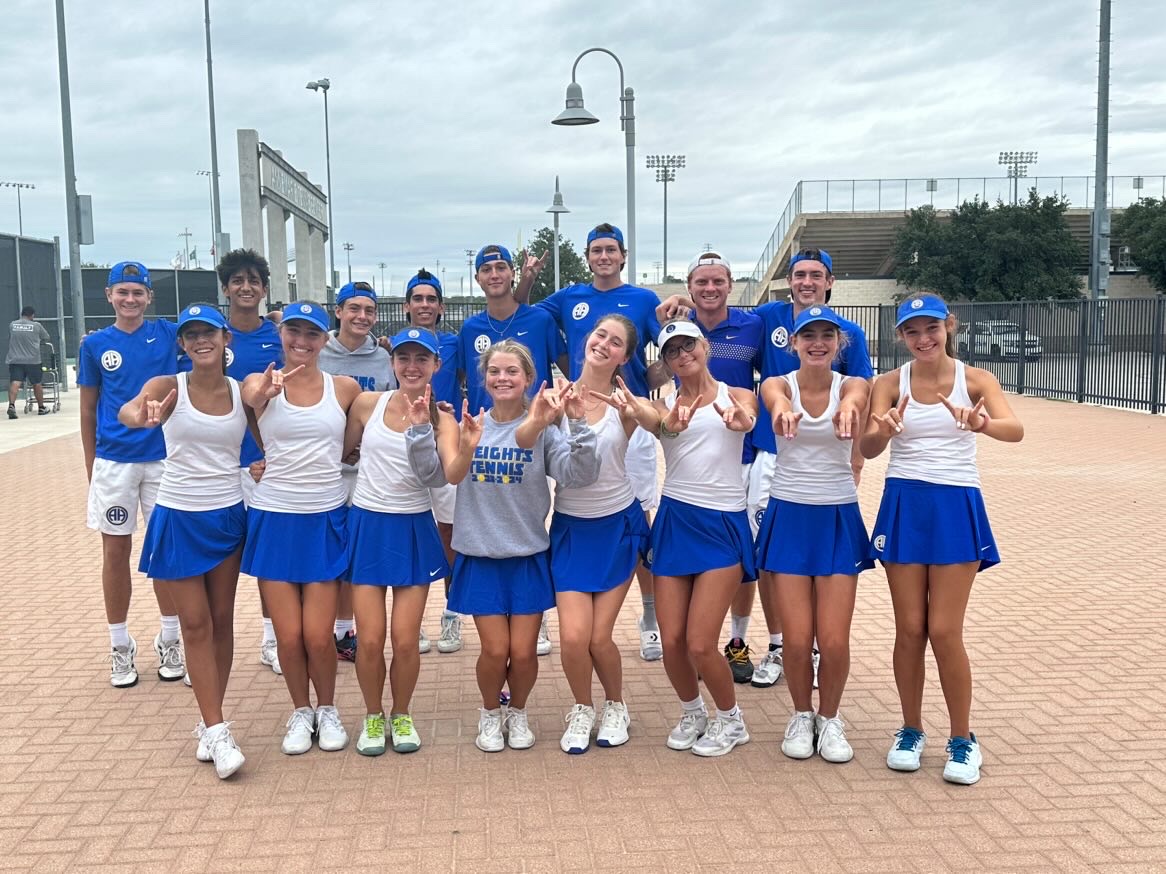 AHISD's tweet photo. Congratulations to Heights Tennis, undefeated bi-district champions!! #MulesUp #NoPlaceLikeAHISD https://t.co/X1O7s1QPrs