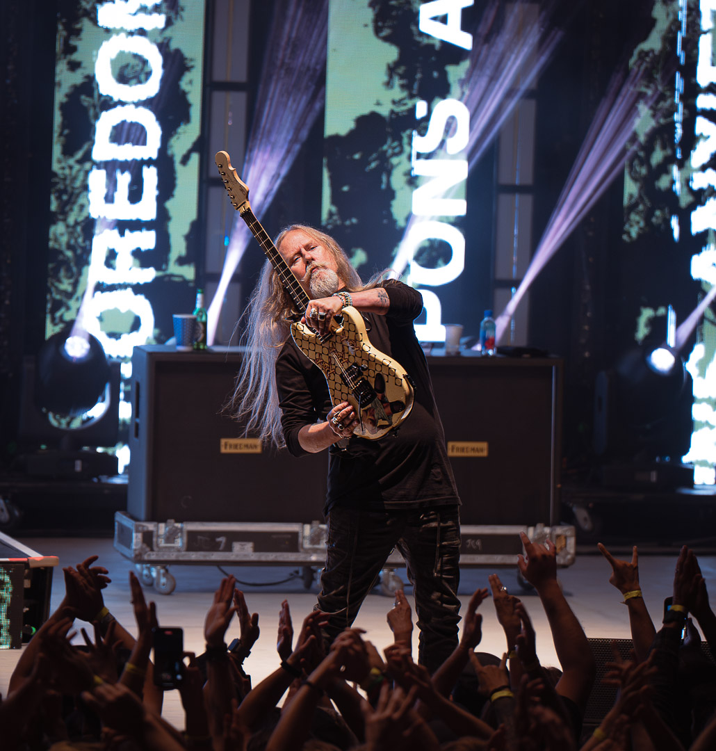 Killer shows in Paso Robles &amp; Reno over the weekend. Throwing down in Vegas tonight at @BakktTheaterLV.
📷: Larry