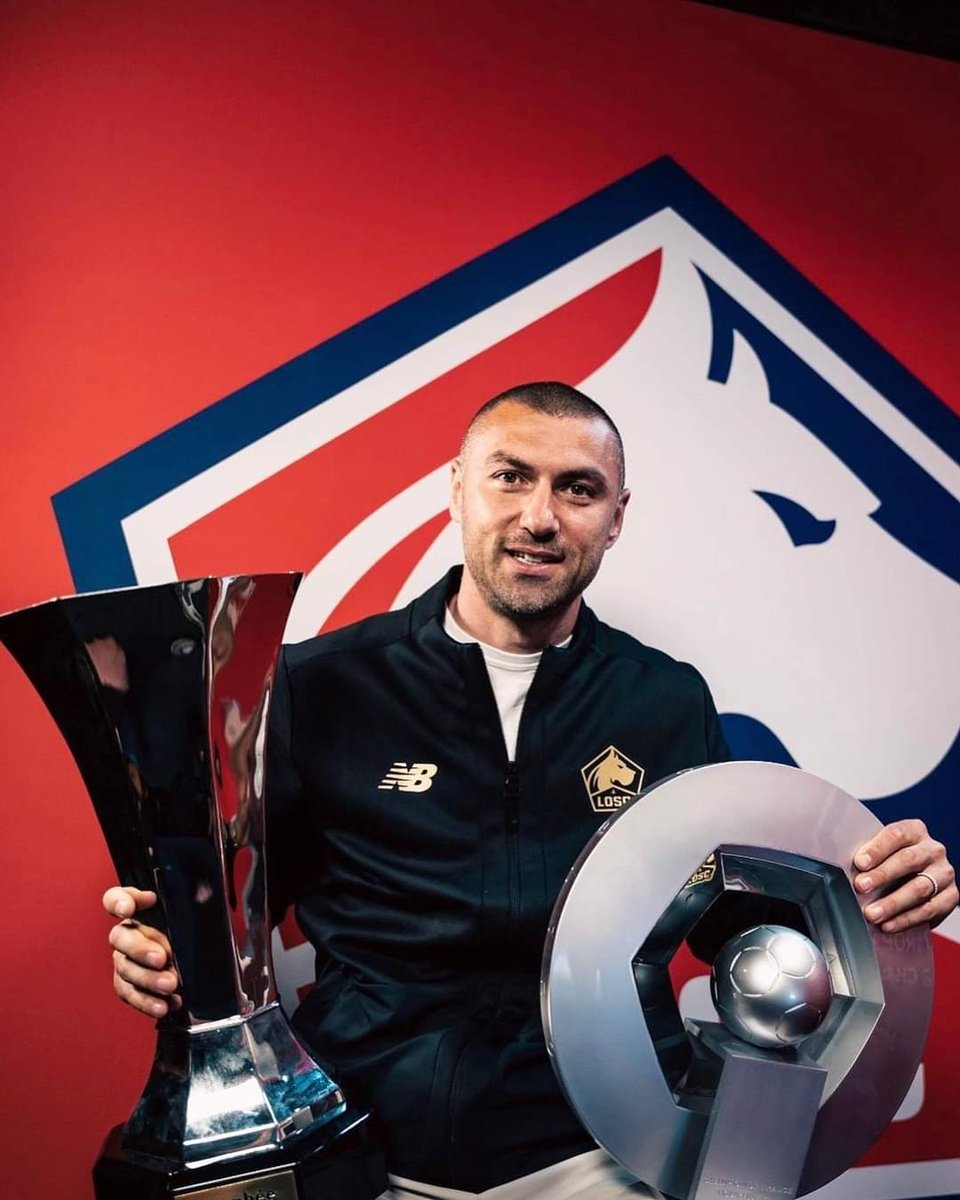 officialiamalex's tweet photo. 🚨 𝐁𝐑𝐄𝐀𝐊𝐈𝐍𝐆: Burak Yilmas has been appointed as Besiktas new head coach ⚪️⚫️🇹🇷

He was assistant manager but the 38-year-old has now been given full duties to try new chapter ✨ https://t.co/JsZWCVTNcg