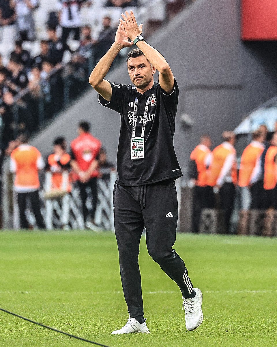 trtspor's tweet photo. Beşiktaş, ona emanet. 🦅
#BY17 https://t.co/rDKHGY8mhS