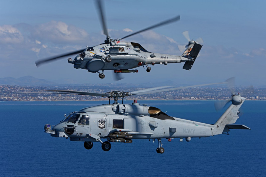 ciclbh2's tweet image. 🔴#URGENTE
El portaaviones 🇺🇸 USS Gerald R. Ford ya se encuentra en el Mediterráneo Oriental al SO de #Chipre
Un helicóptero MH-60R Seahawk
🇺🇸delata su presencia
A330 del Ejército del Aire 🇪🇸
pasa cerca de él a 38mil pies rumbo a #TelAviv
1° vuelo de repatriación
#StandWithIsrael
