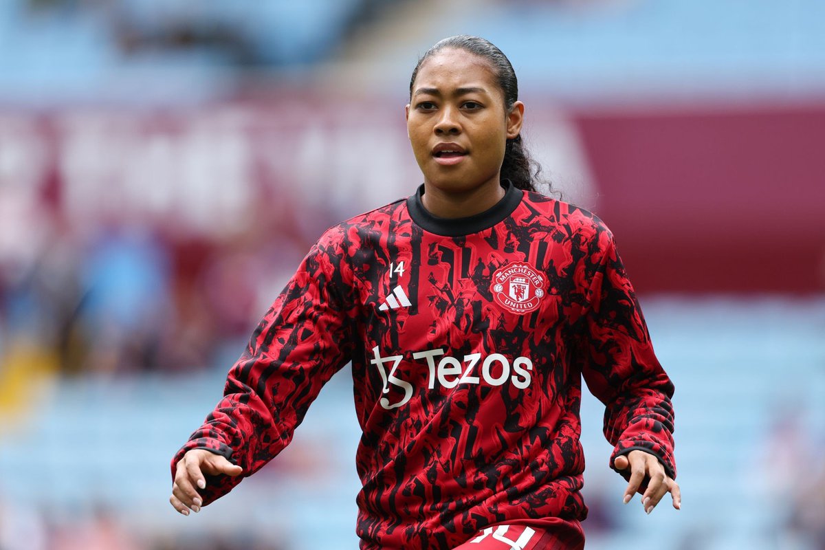 SHEscoresbanger's tweet photo. Jayde Riviere gets her first start of the season and UWCL debut back from injury as Manchester United face PSG at home.

The Canadian star has mentioned playing on the UWCL stage as a dream of hers, and the Markham native gets to do just that today. https://t.co/CaqJTmqR9i