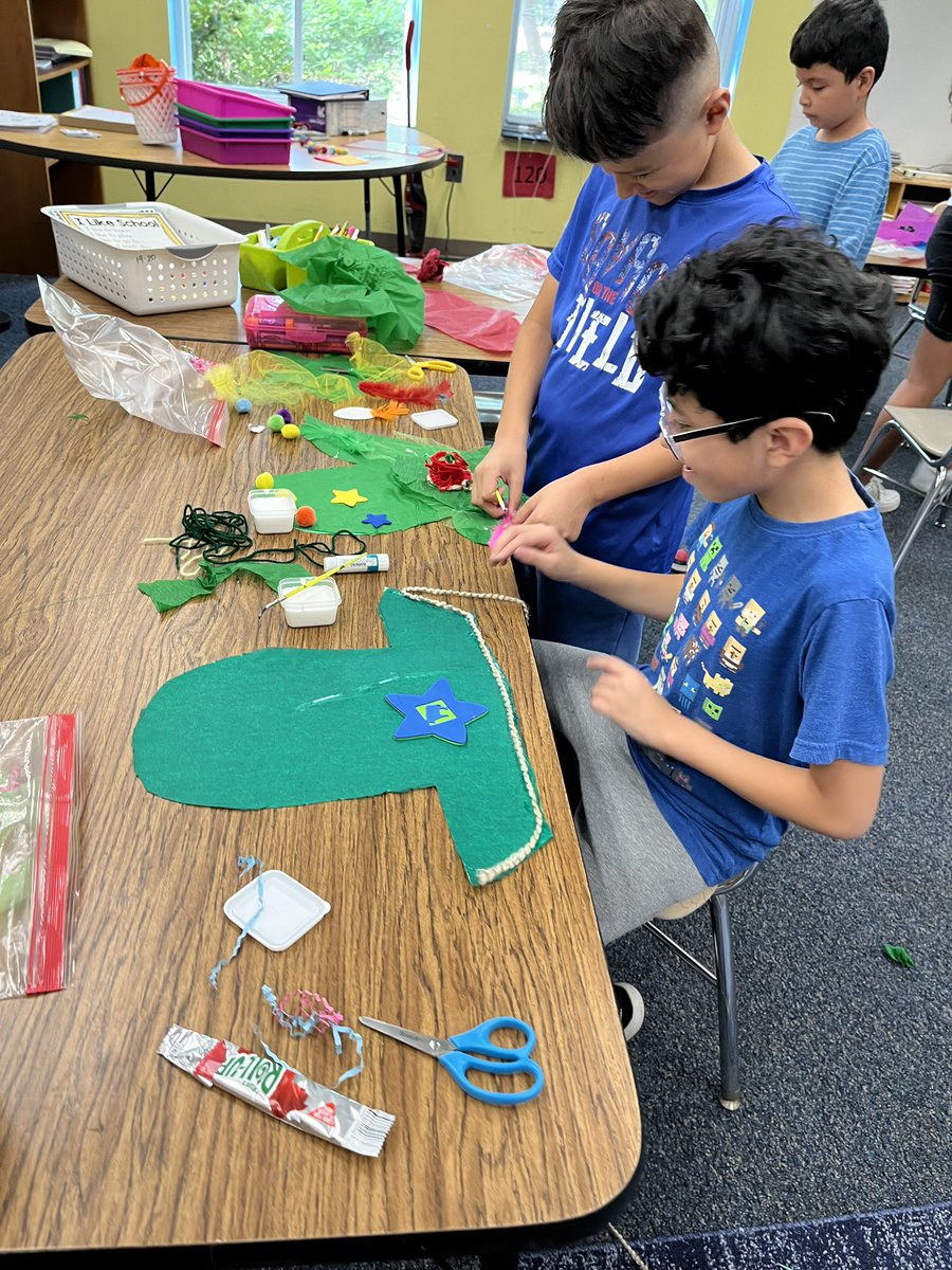 Learning about Hispanic Heritage month and creating Sombreros <a href="/Lead_Mine/">Lead Mine Elementary</a>