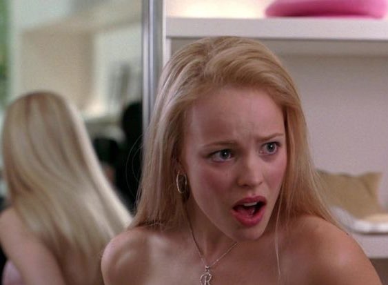 barbie_context's tweet image. Cuando mi mamá empieza a hacerme gastar mi propio dinero y me doy cuenta de lo caro que soy: