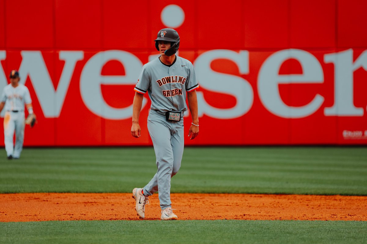 BGSU_Baseball's tweet photo. Another Falcon headed to the @OfficialCCBL! 

Next summer DJ Newman will suit up for the @YD_RedSox, the same team that Nathan Archer played for this past summer!

#AyZiggy https://t.co/haSwxymmBe