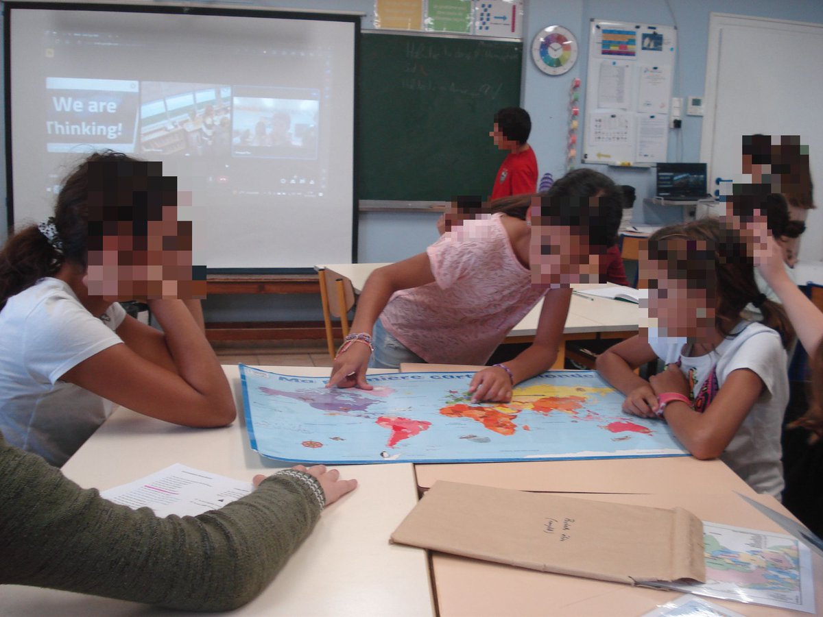 Trip to <a href="/MrNerone/">Luke Nerone (he/him)</a> class this afternoon (morning for them) for our annual #mysteryskype session.
Always a great pleasure to share these moments. Thanks to our American friends! 🇺🇸🇫🇷
#MicrosoftEDU #MIEExpert