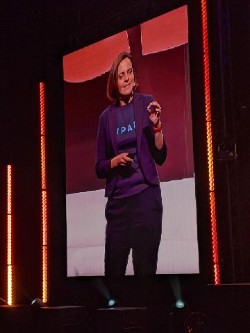 NOW: Dr. Renee Wegrzyn's keynote, "ARPA-H: Filling a Gap in the Health Ecosystem" at #HLTH2023's 🌞 Sun Stage. Check it out!