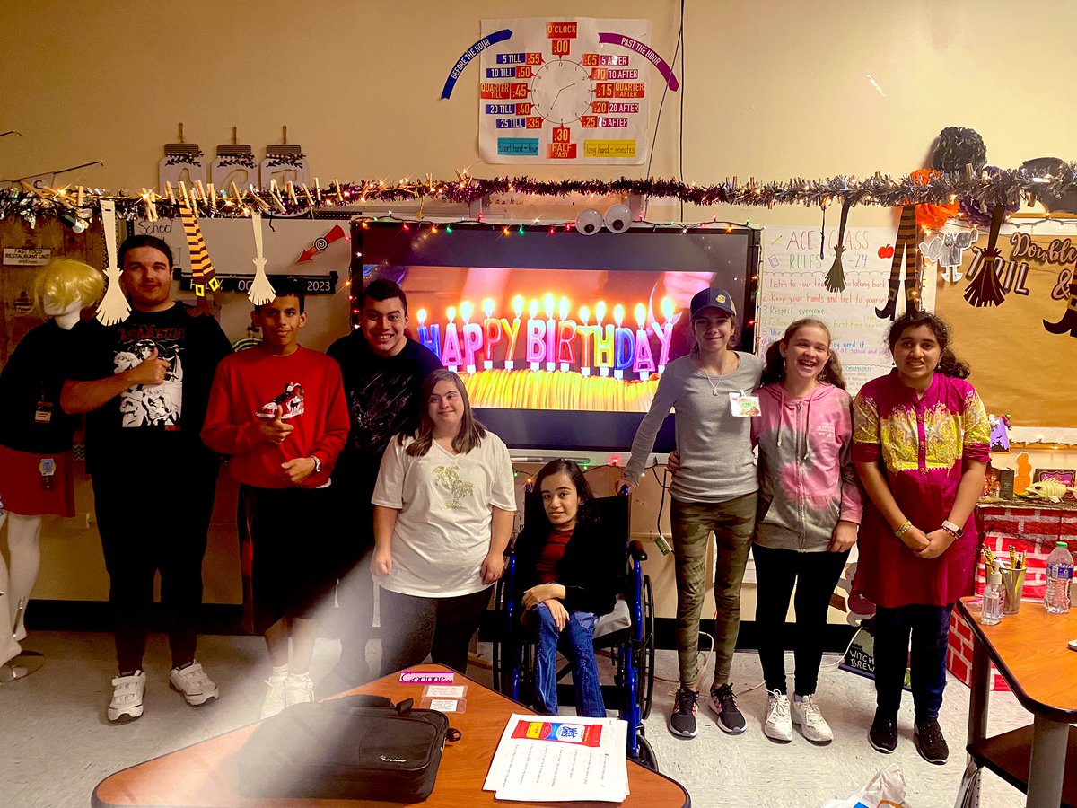 ACEingitwithV's tweet photo. π¨π BIRTHDAY ALERT ππ¨ Happy Birthday to Jason! We hope you have the best day & year yet! πππ₯³ @BethpageUFSD #WeAreBethpage #acingit #birthdayboy https://t.co/1B0sGkWLNa