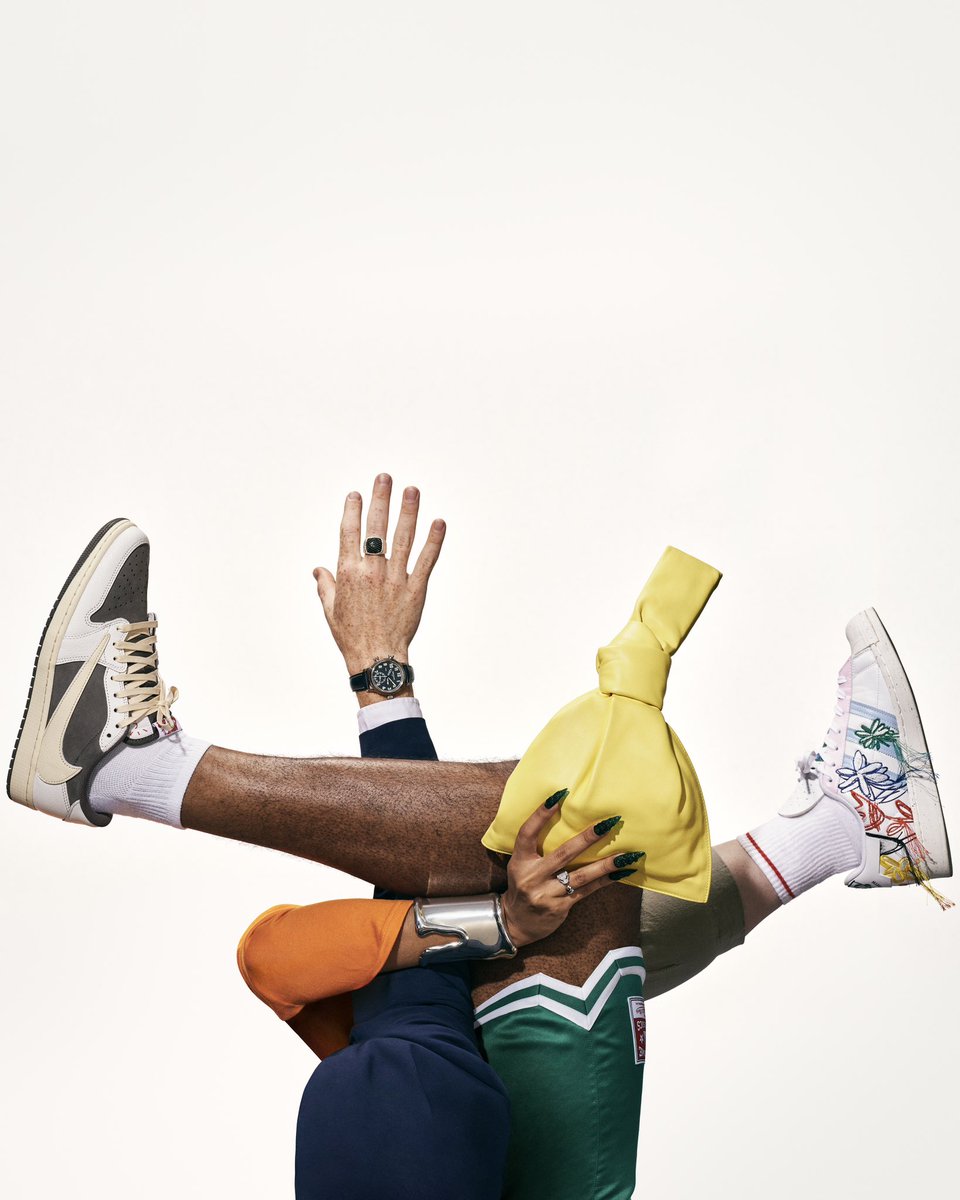 sweetcian730's tweet image. New campaign I shot for eBay Authenticity Guarantee 

Everything shot in camera #PHOTODESIGNER #CLOVERMODE !!