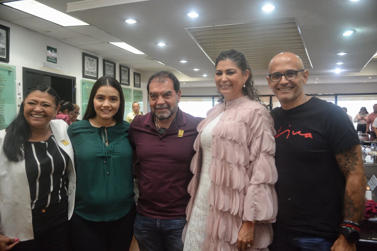 Flor Ruiz tweet media