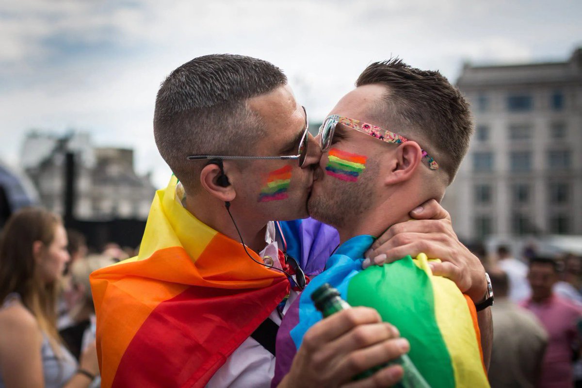 updatecultura's tweet photo. 🚨 URGENTE: Comissão da Câmara aprova o FIM do casamento homoafetivo no Brasil. 

A proposta agora irá seguir para a Comissão de Direitos Humanos, Minorias e Igualdade Racial. https://t.co/qIvT8t3m9t