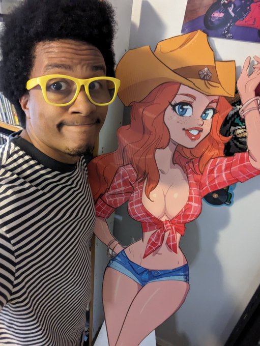 Putting in some work with the ol' girl today lol  Got about 15 videos to record today. https://t.co/