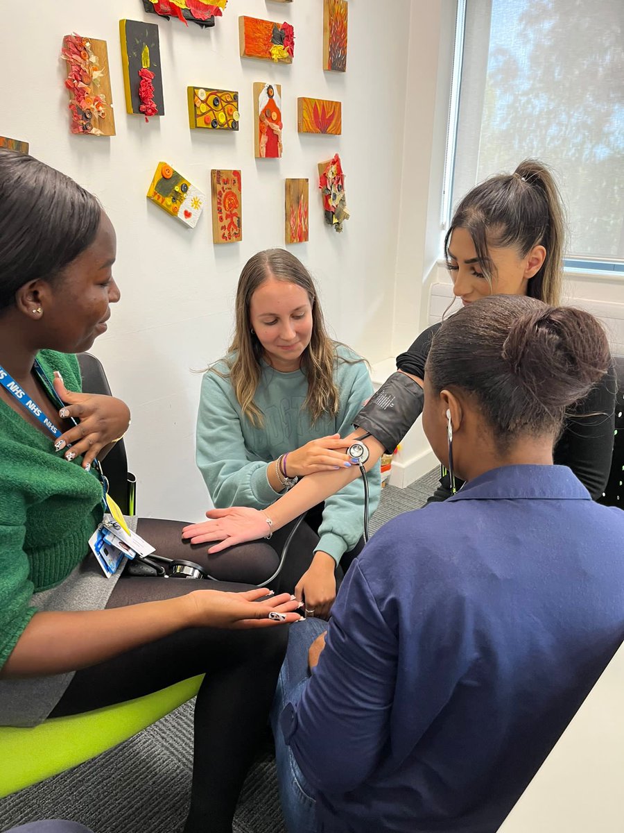 A very warm welcome to the new HCSW @CNWLNHS seen here on the BEACH course (Bedside Emergency Assessment Course for Healthcare staff) as part of their trust induction.