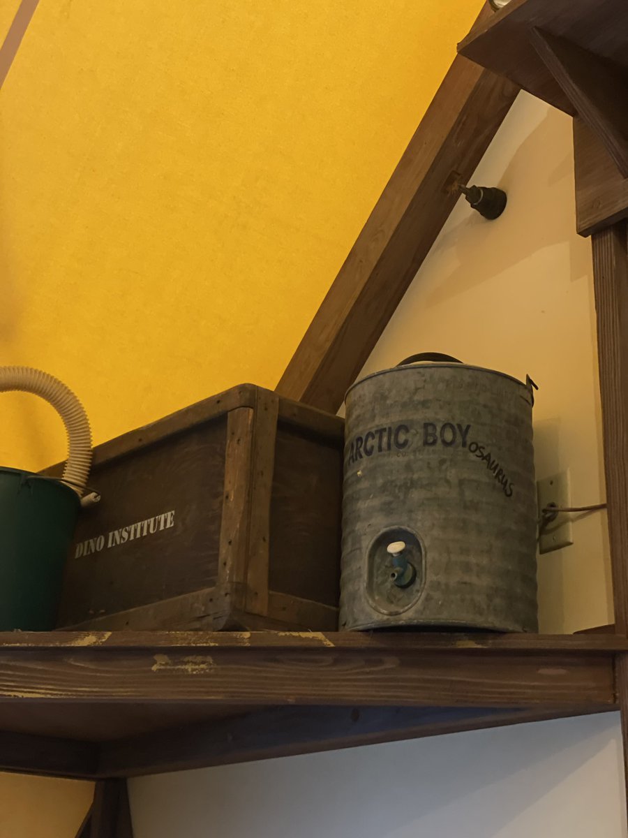 TheHorizoneer's tweet photo. one of DinoLand USA’s most underrated bits is putting “osaurus” on every prop https://t.co/bCnTiMVlop