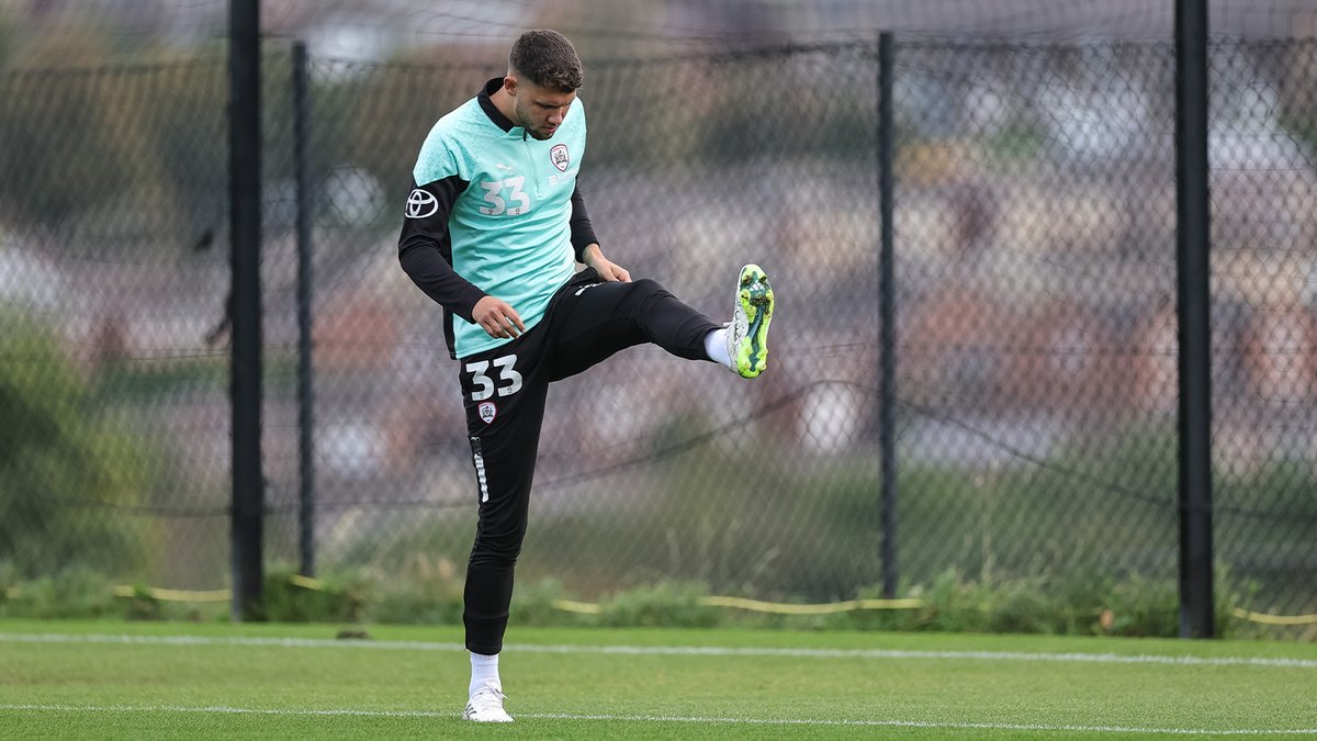 Barnsley FC tweet media