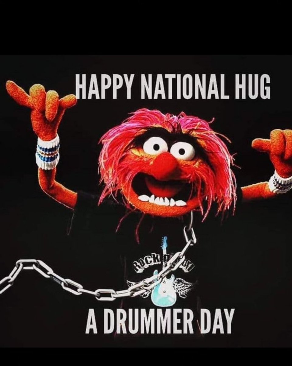 🥁hug day!
Who will we see at #kompaanbinnenhaven next month?
•
•
•
📷 by: #jeckylhydestudio
#thefrontiers #heavyrocknroll #ohyeah  #craftbeer #craftbeerbar #speciaalbier #metalshow #metalgig #drummersfromhell #popunie #sethpicturesmusic #metalhead #hornsup