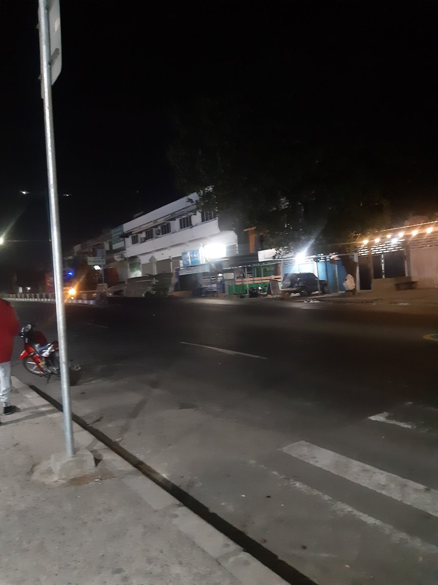 FahmyRega's tweet photo. selamt malam mataram lombok
02:36 wita https://t.co/BJn4SE8K9Z