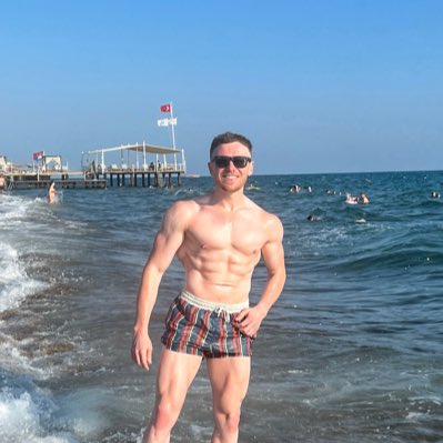 GavinMagner's tweet photo. #NewProfilePic https://t.co/t7AtWZopZ6