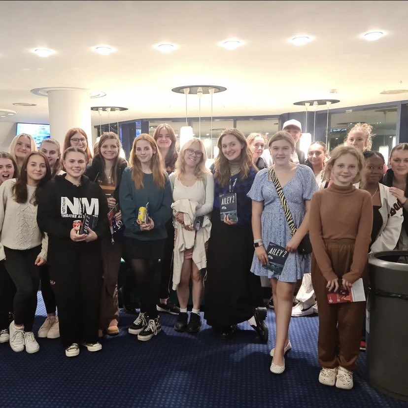 WaltonPArts's tweet photo. Here we are at @theatre_hall for an evening of inspiring dance, with some of our BTEC/GCSE and A Level dance and drama students.
#AlvinAiley #Ailey2 @DanceConsortium https://t.co/v1a0FVzFqA