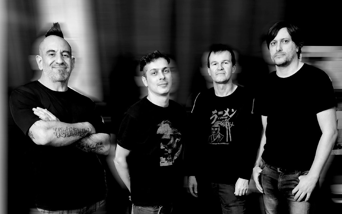 Ahora en #SospechosamenteLight
🗣️ Entrevista a <a href="/nicogaspoz/">NiCO GaSPOZ 🎸</a> e <a href="/IvanGedzius/">IVAN GEDZIUS</a>
ℹ️ Los músicos de Contragolpe anticiparán la fecha del viernes 13 en El Nogal (25 de Mayo 3463). Compartirán escenario junto a Los Randy.
📻 FM 102.9 / AM 540
📲 radionacional.com.ar/category/lra-1…