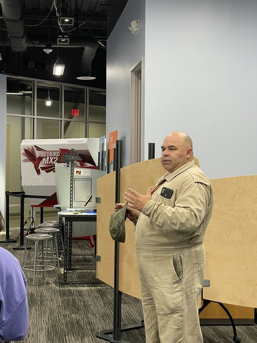 MrsFemmel's tweet photo. @setaneisd in the learning labs of the Lone Star Aviation Museum! @WeTeachSETA_CTE @6_SETA @mguerrero_SETA https://t.co/VEhfTsnNAd