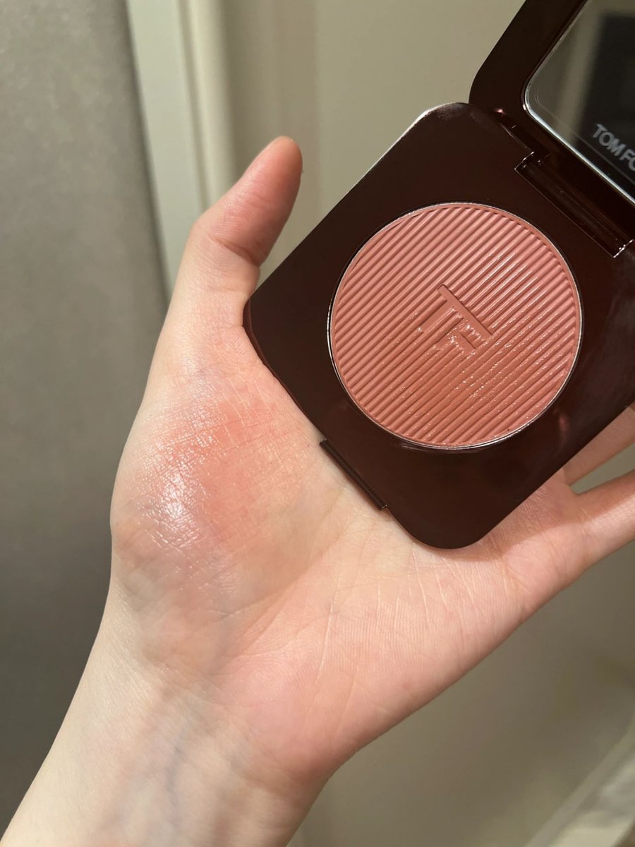 Image_Clan's tweet image. “Beneath the makeup and behind the smile, I am just a girl who wishes for the world."🙋‍♀️💋