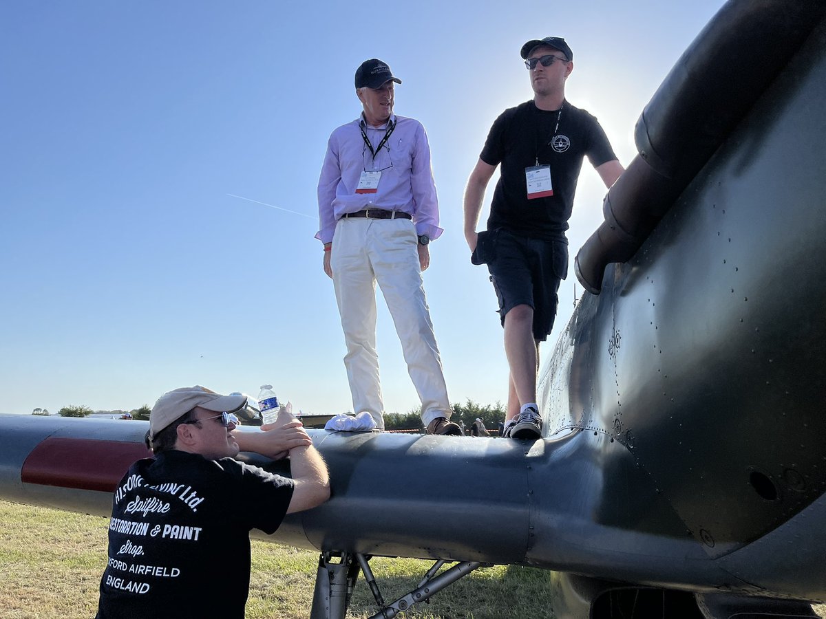 MattCook1942's tweet photo. Some shots from being on mission to the Aero Legends ‘23 show…
Hurricane epicness..
@ACDuxford @HurricaneR4118 https://t.co/GTNqoe3NvF