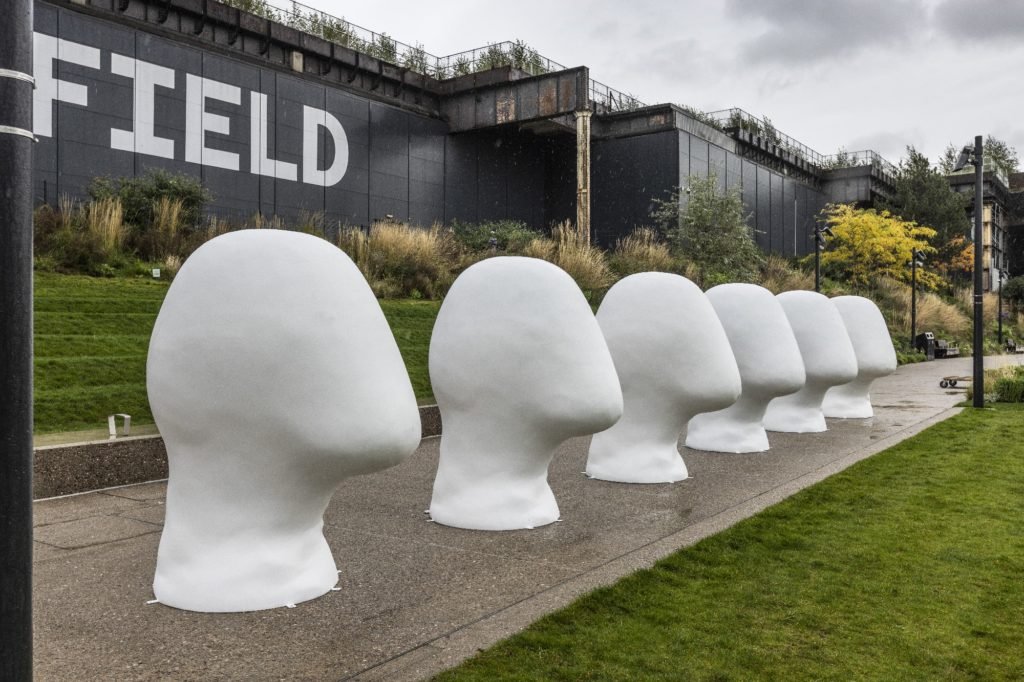 This #WorldMentalHealthDay we're excited to share details of 'Six Places in a Different Light' - an #art trail brought together by @wildinart & @WeAreWillow in which uniquely decorated head sculptures will be installed across the city. Find more ⬇️ secretmanchester.com/six-places-in-…