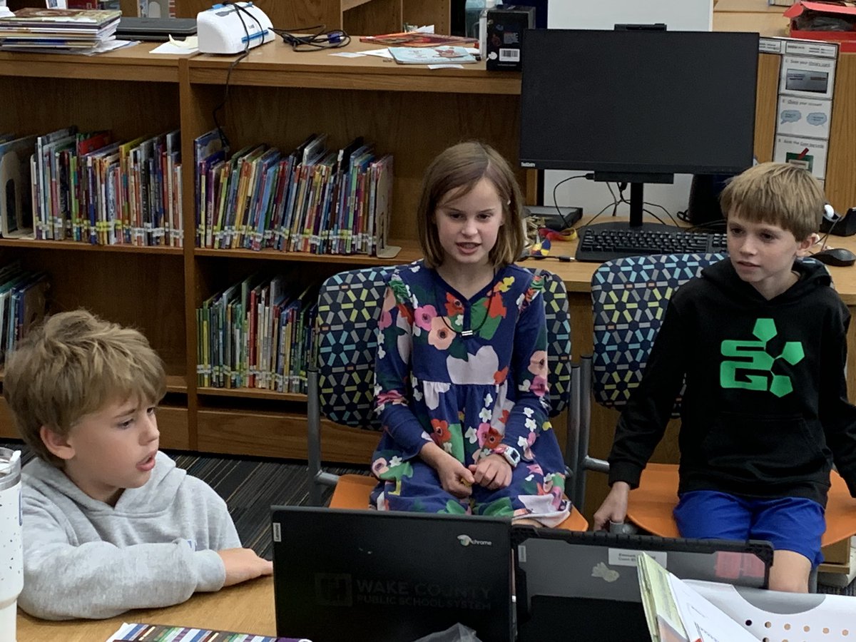 Our new Conn First News (CFN) Team created their first episode that will air tomorrow at #ConnMagnet

💡 4th graders

💡 research

💡 day 1 isn’t where we will end up

💡 we have a plan to #illuminatelearning for our learning community 

📣 @BrickLovesBooks & Q2 Focus Areas