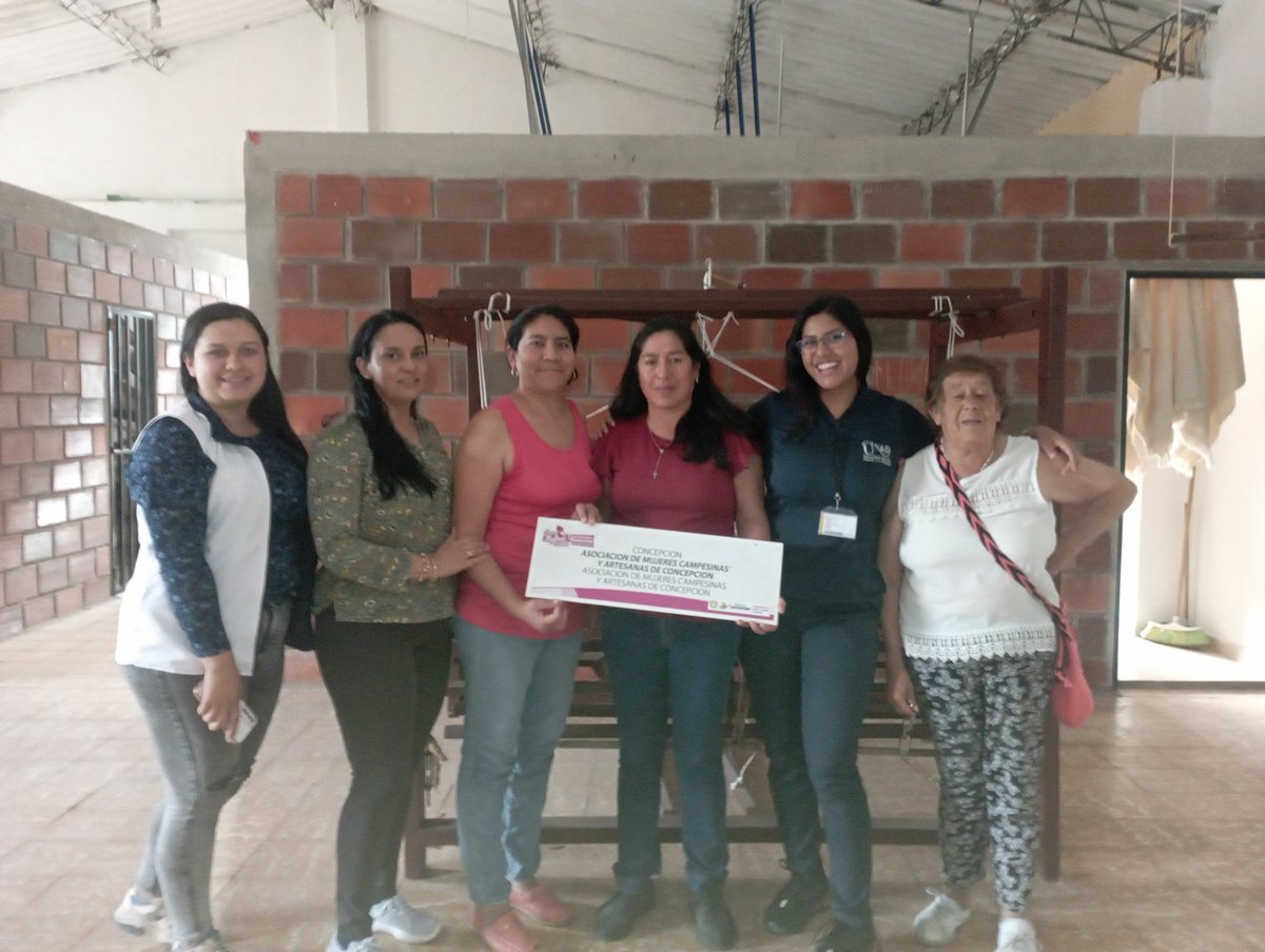 BianidM's tweet photo. #PracticasSisuImoactandoComunidades @OIRZonaOriente @ElOIRdelaRegion @BlancoNatalia10 @psicodiyer #PracticasPsicologia
Asociación ASMUARCON https://t.co/WuOyvX5NcS