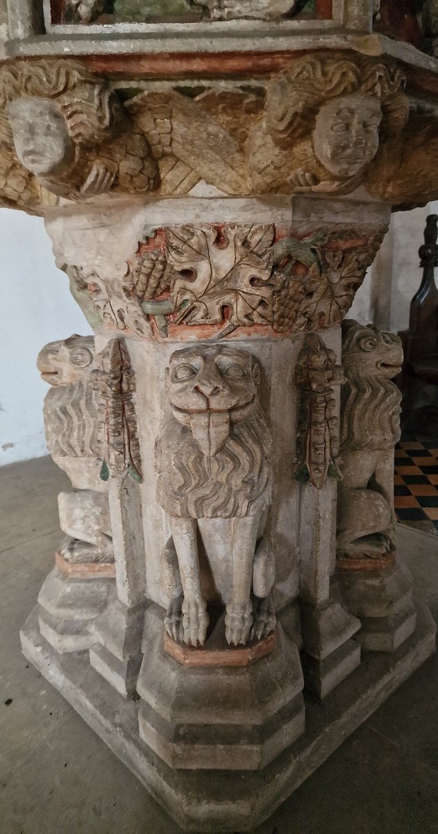 #TinyLions for #TongueOutTuesday A classic East Anglian font type, this one with 12 #TinyLions but only one with his tongue out. Rude!