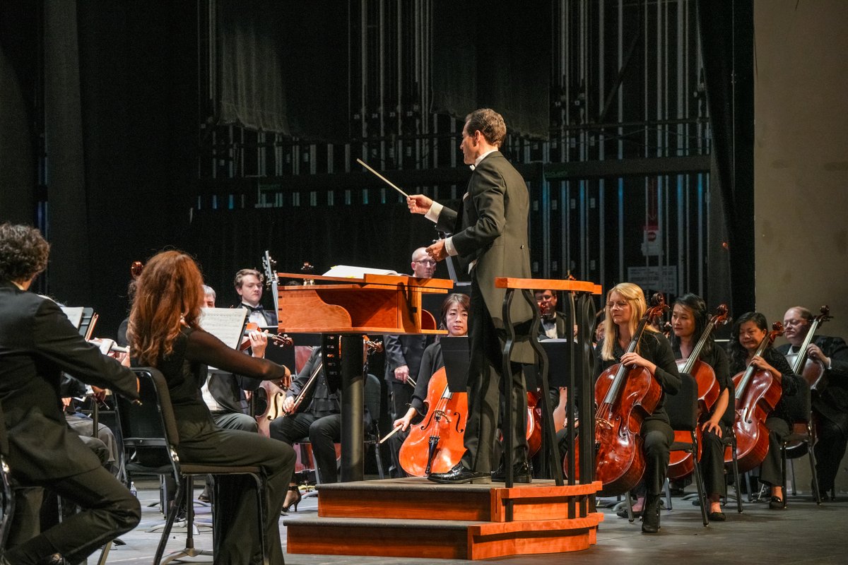 A new podium was unveiled to kick off the 91st season. Much appreciation to Peter Danko who crafted the podium. Many thanks to Lisa Fast; Jonathan Stein &amp; Christine Harrop-Stein; and William &amp; Tammy McGuinn for supporting this project. 
📷Elbe Photography
elbephoto.com/yso