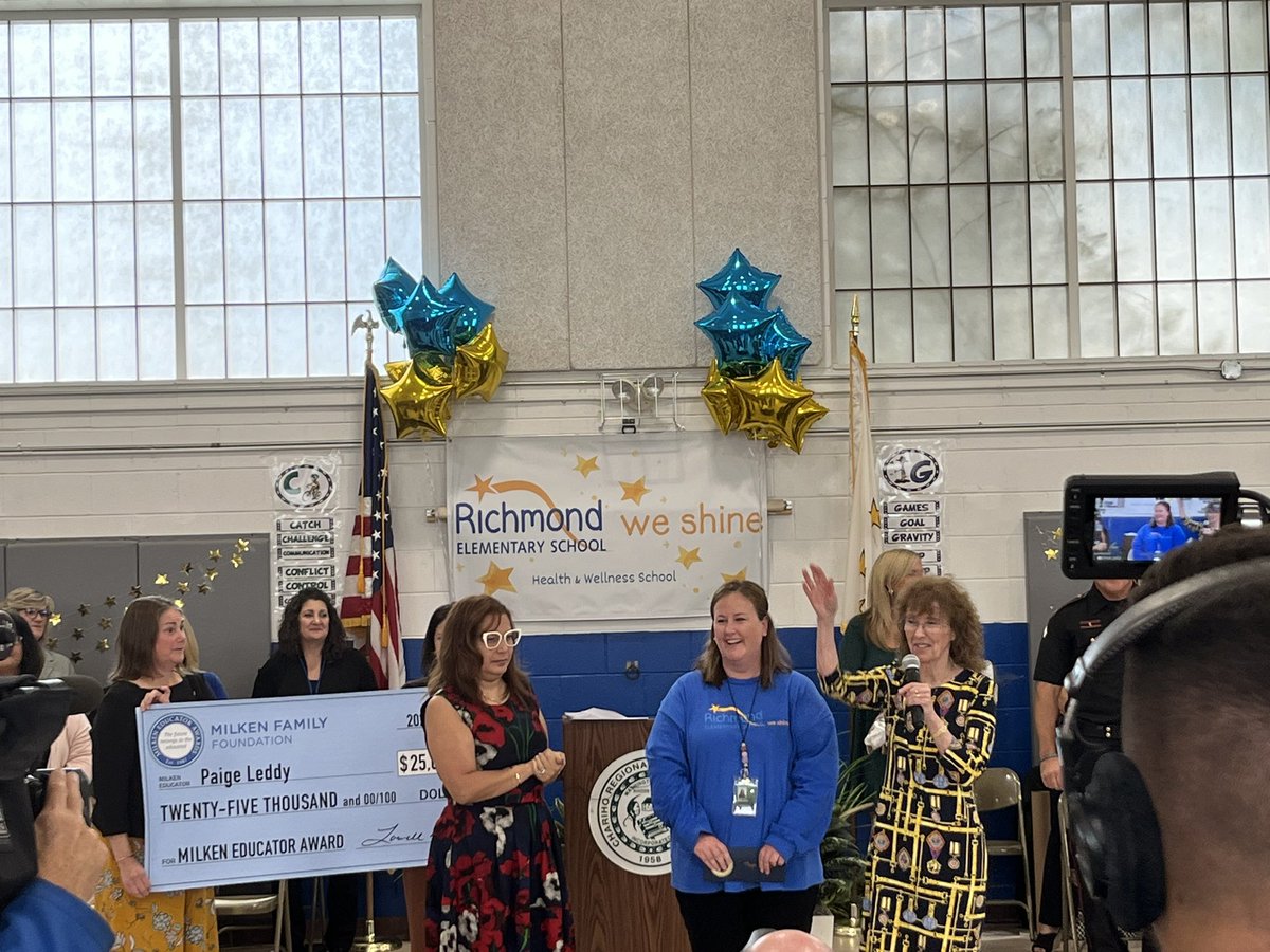 RIHealthySchoolsCoa (@rihsc_1) on Twitter photo Honored to join <a href="/AInfanteGreen/">Angelica Infante</a>, <a href="/Sharonhoytmar/">Richmond Elementary</a>, <a href="/GinaPicard/">Gina Picard💚</a> and the #RichmondStars at the exciting #MilkenAward presentation. Congrats <a href="/pkl320/">Paige Leddy</a> and the rest of the faculty at this #healthandwellness speciality school! Honored to join <a href="/AInfanteGreen/">Angelica Infante</a>, <a href="/Sharonhoytmar/">Richmond Elementary</a>, <a href="/GinaPicard/">Gina Picard💚</a> and the #RichmondStars at the exciting #MilkenAward presentation. Congrats <a href="/pkl320/">Paige Leddy</a> and the rest of the faculty at this #healthandwellness speciality school!