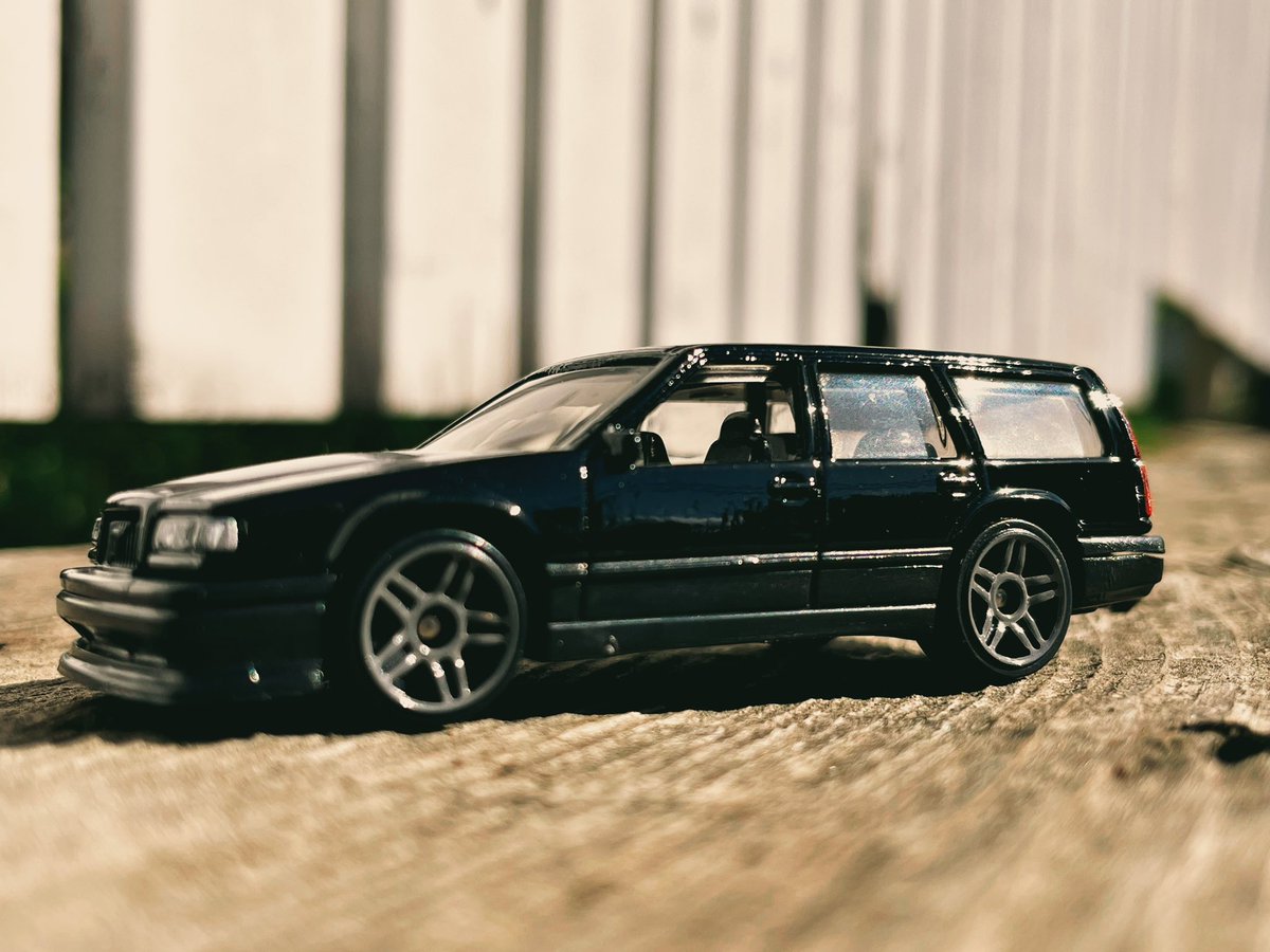 DiecastDigest's tweet photo. Volvo. It’s what’s for dessert. https://t.co/EyKxTRYaoL