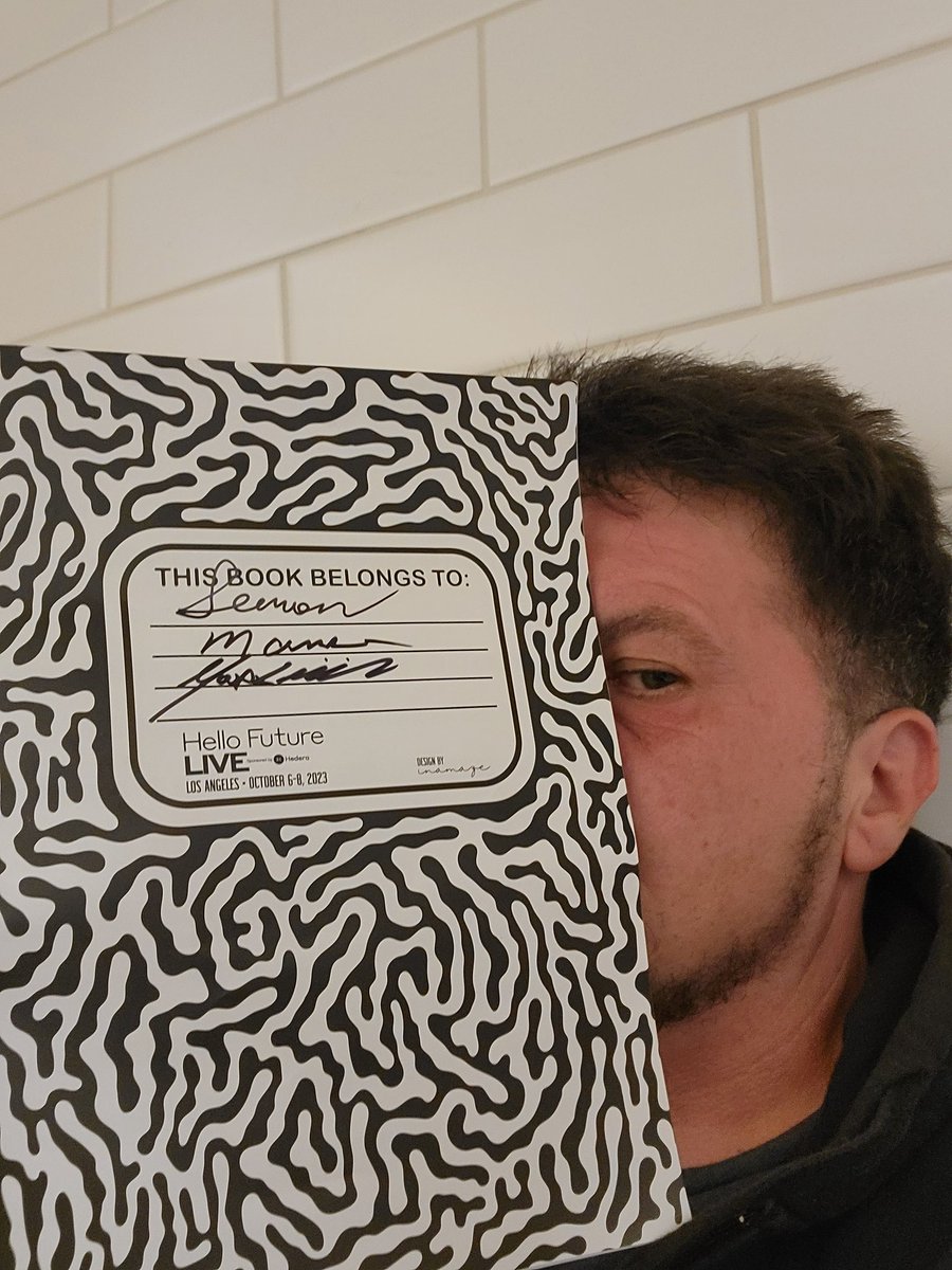 HBARCAR2030's tweet image. HBAR thank you. One of the best days ever in my life. It was such a joy. 
The HBARCAR team  was so much fun. We have such talent. I'm completely blown away. The music was fabulous. Will I ever stop being overwhelmed? I hope not  🤣
 VIP bracelet? 
A Beautiful Error perhaps? 😍