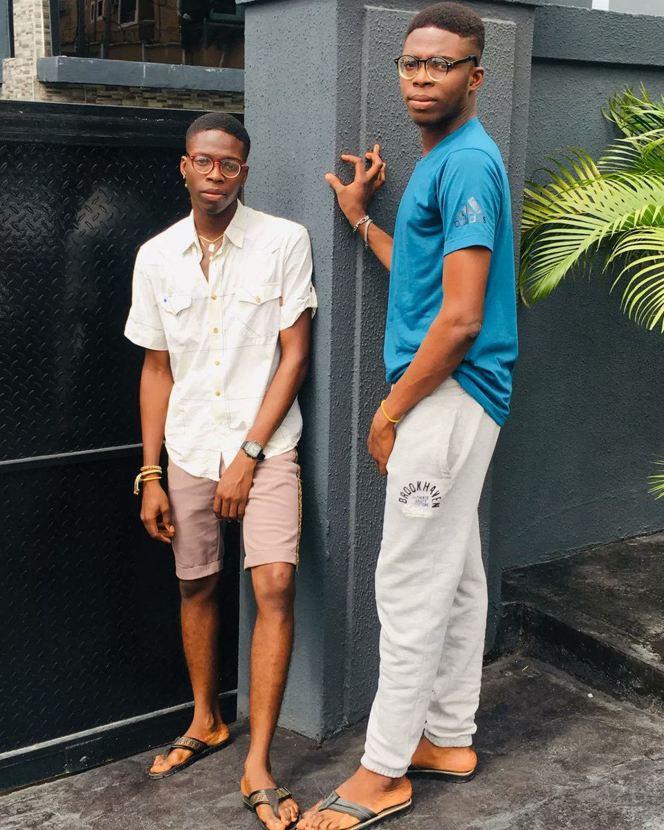 Chukwu_emeka1's tweet photo. Because it's two's day
#Twins #Brothers #identicaltwins #identicalbutdifferent #Twosday https://t.co/tE558ovaxT