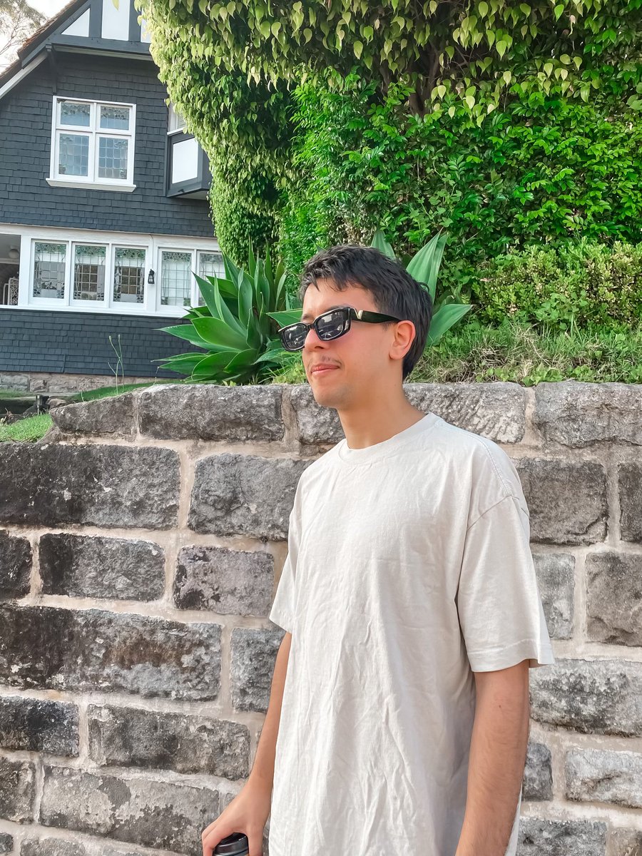 Held at gun point for this pic by <a href="/caitlynrosettv/">caitlynrosettv</a>